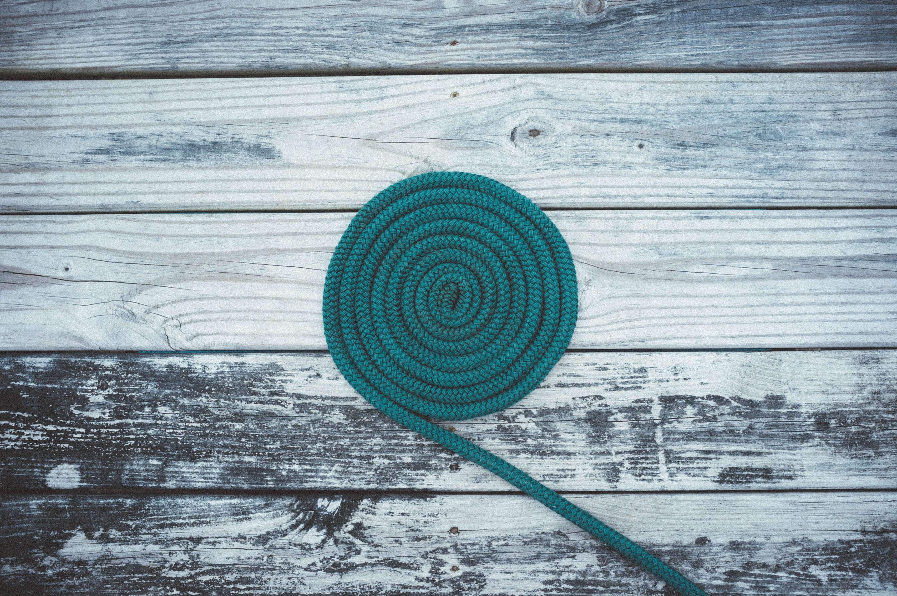 WEG NAAR BINNEN EN BUITEN - Foto Matt Haggerty@unsplash https://www.kantel.be/levensloopbaancoaching/